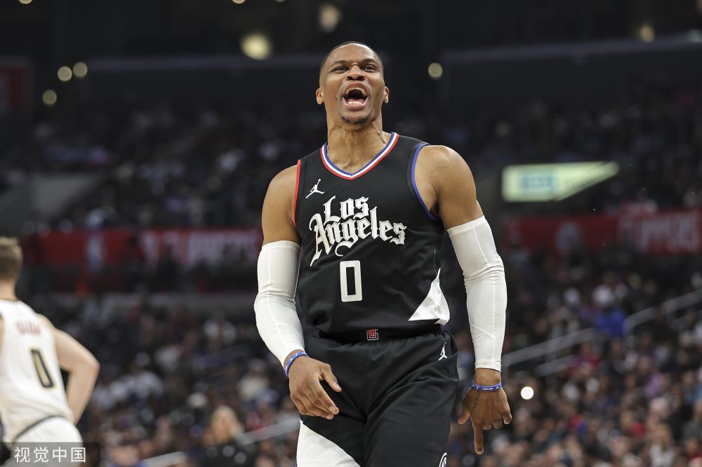 现代足球中 现代足球中