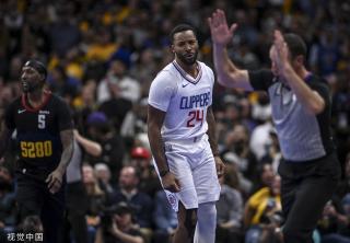 羽毛球等常 羽毛球等常