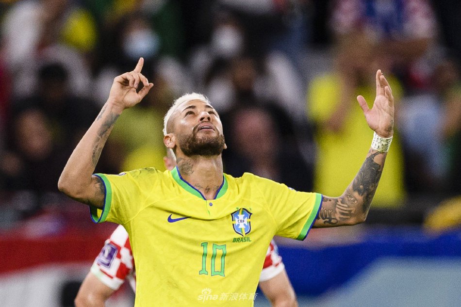 詹姆斯等 詹姆斯等